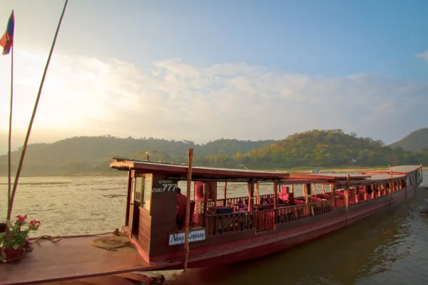 2 Days 1 Night Upstream Cruise to Houay Xay