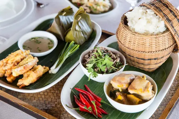 ລ່ອງເຮືອວັດພູ 3 ມື້ 2 ຄືນ – ລ່ອງເຮືອຂາລົງ (ລ່ອງລົງ)