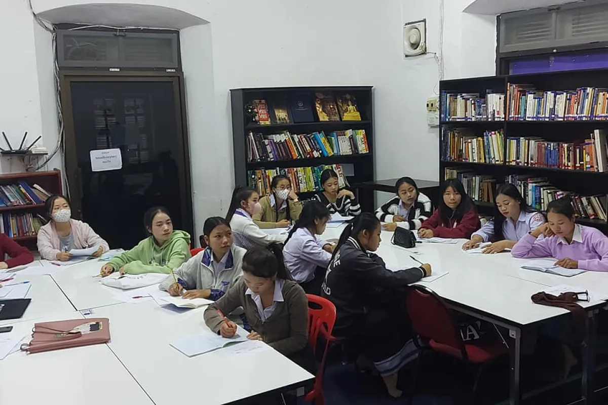 ภาพโดย:  ห้องสมุดหลวงพระบาง