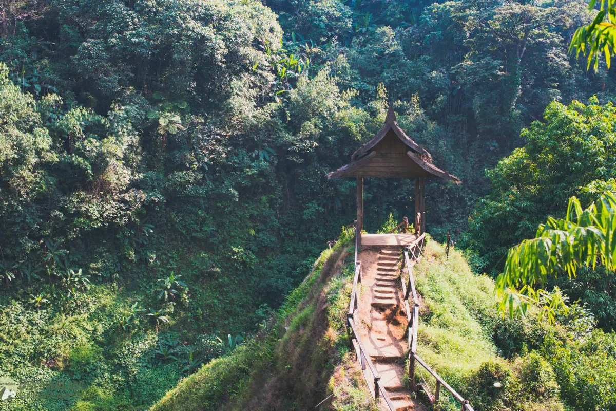 Tad Yuang ( Nguang Waterfall)