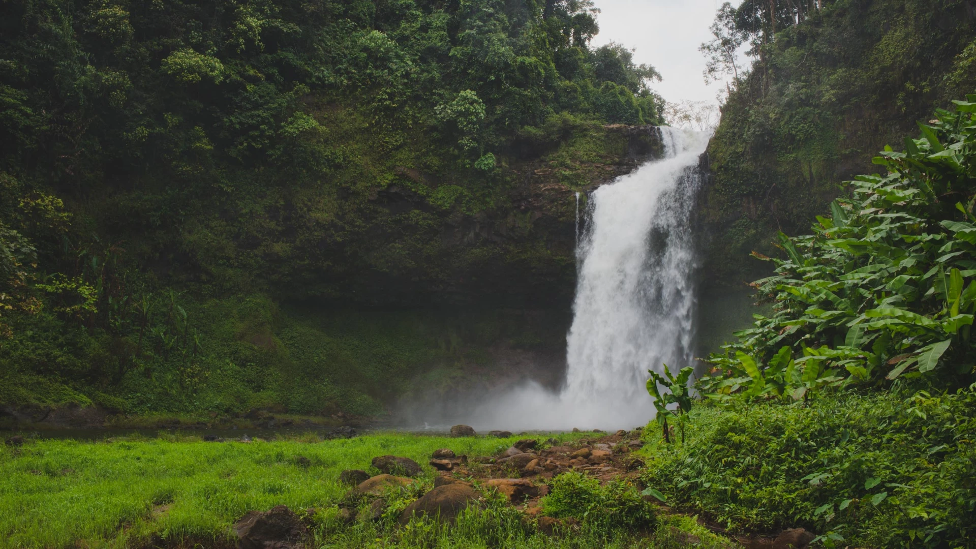 Tad E-Tu Waterfall