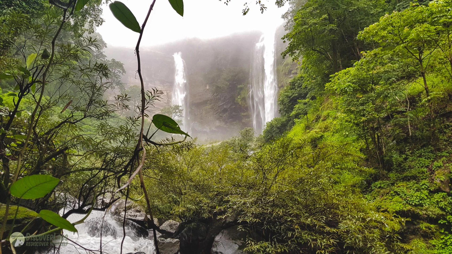 Sa Nam Waterfall