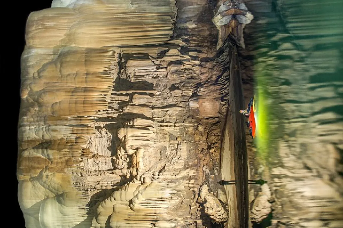 Photo by : John Spies