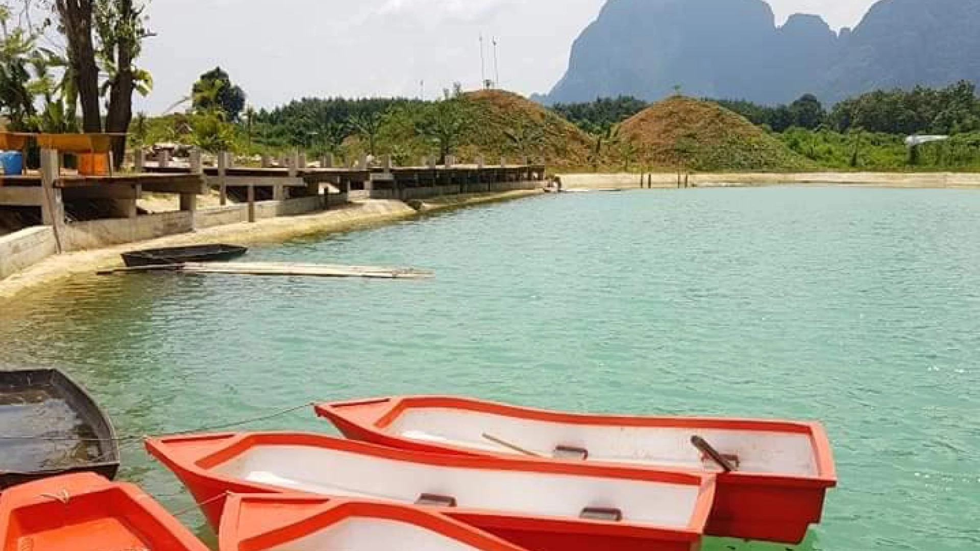 BLUE LAGOON 6
