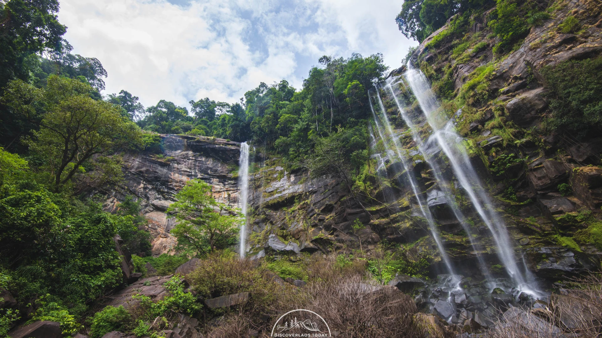 Sa Nam Waterfall