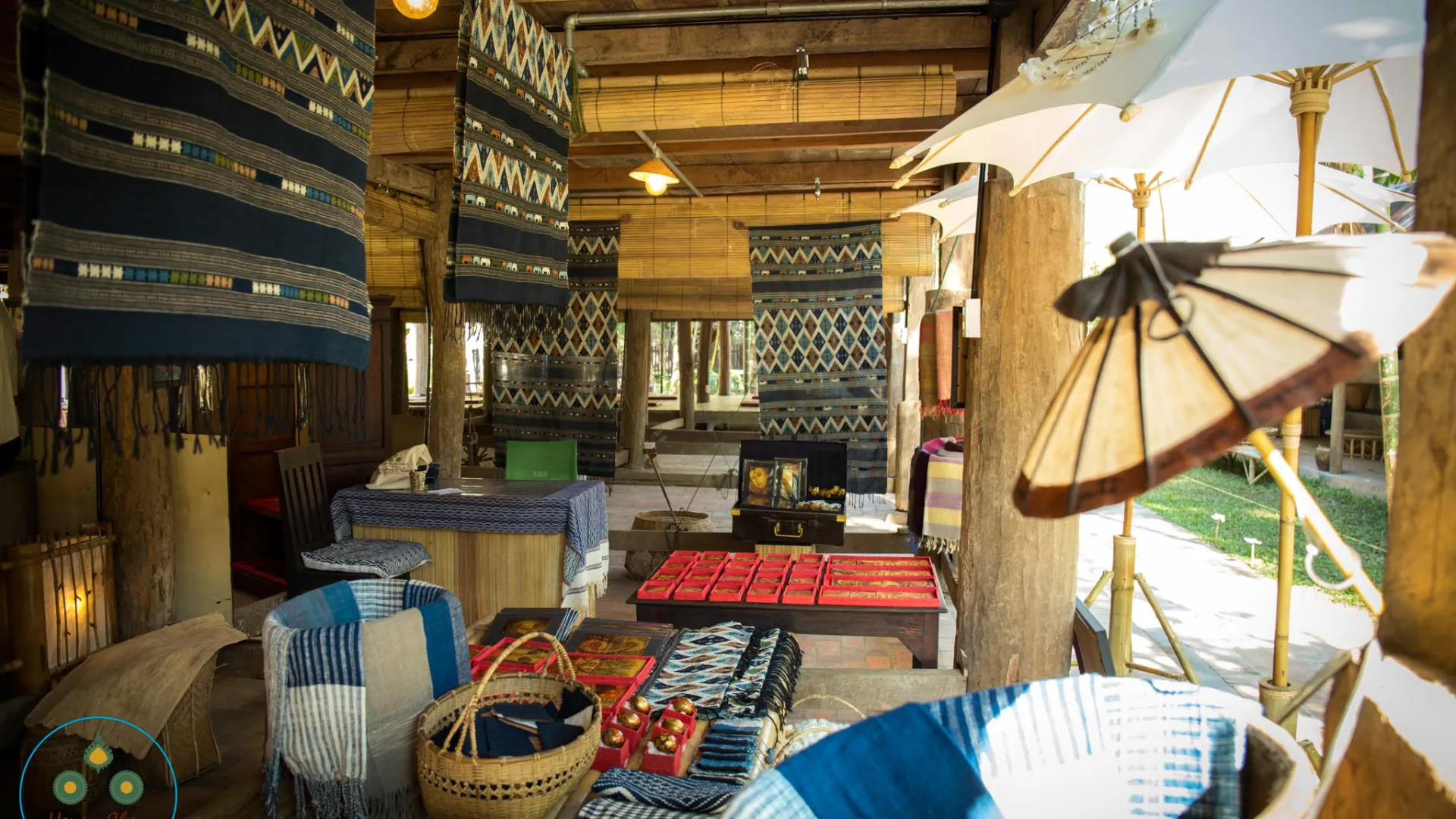 Textile display at Heuan Chanh