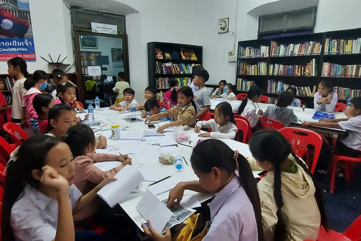 ภาพโดย:  ห้องสมุดหลวงพระบาง