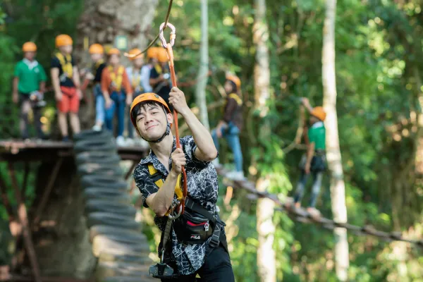 Rope Course Adventure at Green Jungle Park