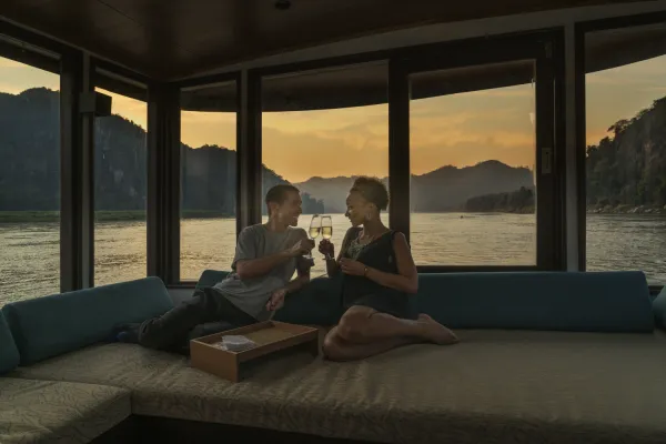 Luxury Romantic Dinner Cruise in Luang Prabang