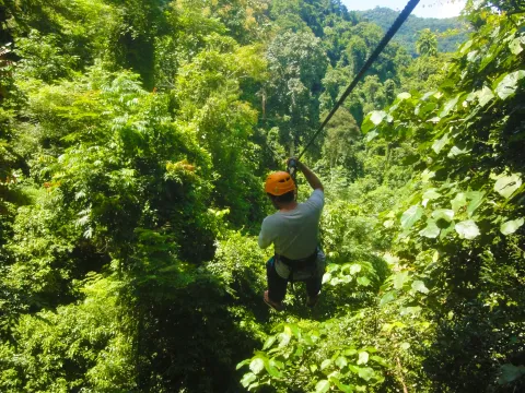 半日在Nahm Dong Park体验滑索活动