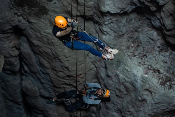 Half-Day Tham Pong Cave Abseiling Adventure