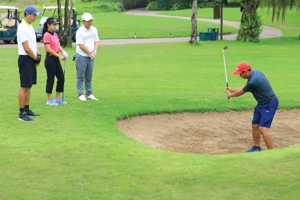 湖景高尔夫俱乐部在万象