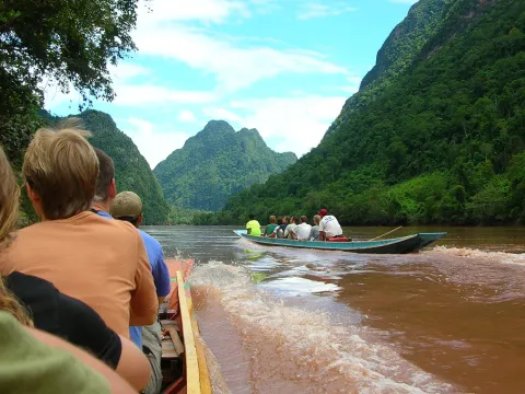 2 Day Trek & Homestay in Nong Khiaw & Cultural Activities & Tadmok waterfall