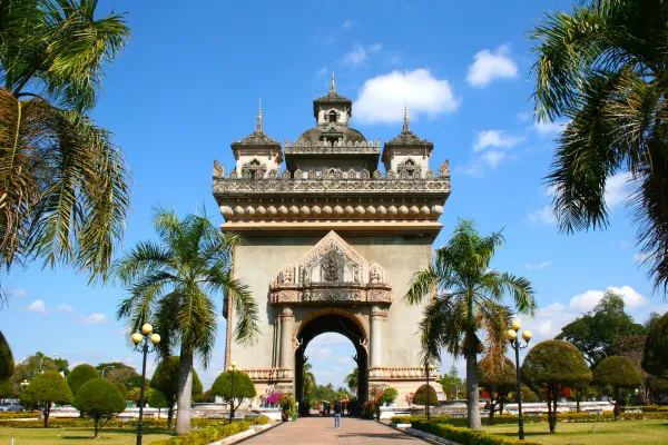 全天在万象的游览行程